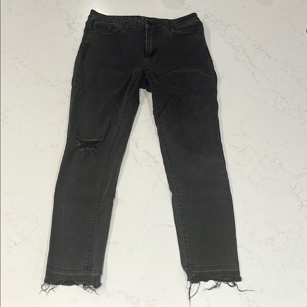 Black Distressed Women's Jeans